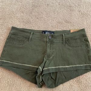 Low rise shorts